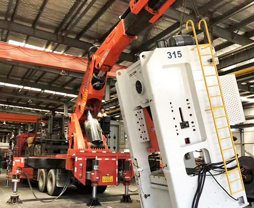 抚州临川附近随车吊出租，轻松解决运输难题