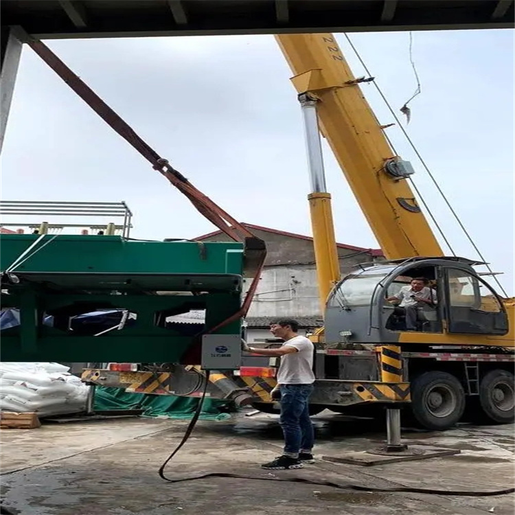 抚州临川35吨吊车租赁公司