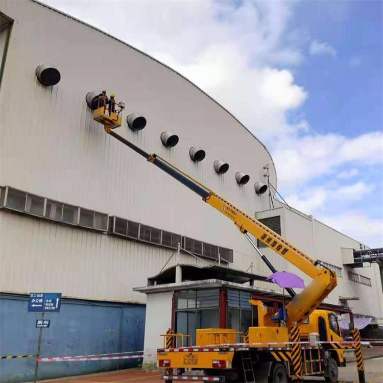 抚州临川高空作业车出租服务：专业广告牌安装解决方案